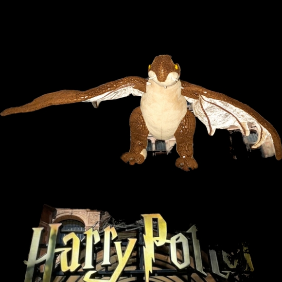 Wizarding World Of Harry Potter Hungarian Horntail Dragon Noble Collecection - Picture 6 of 15